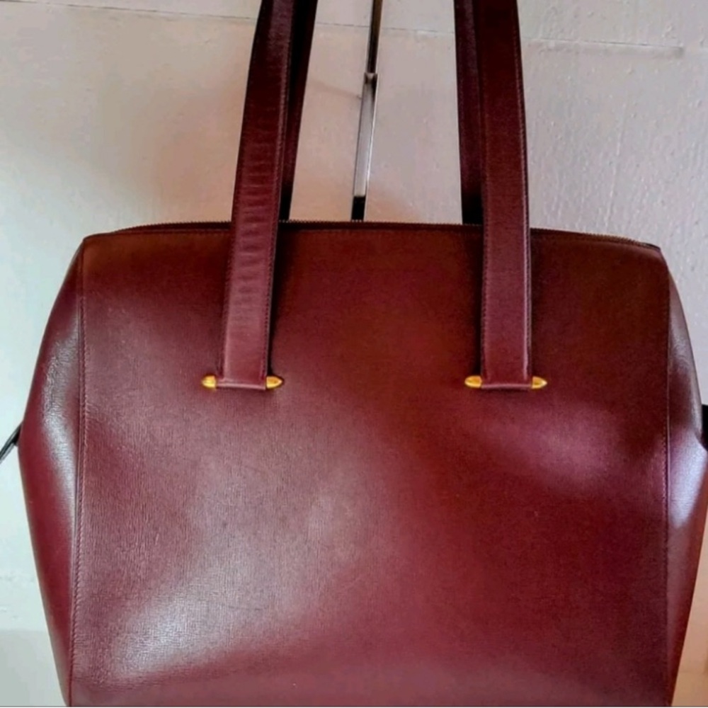 CARTIER Paris Bordeaux Women's Leather Shoulder Bag COA Included - Picture 2 of 12